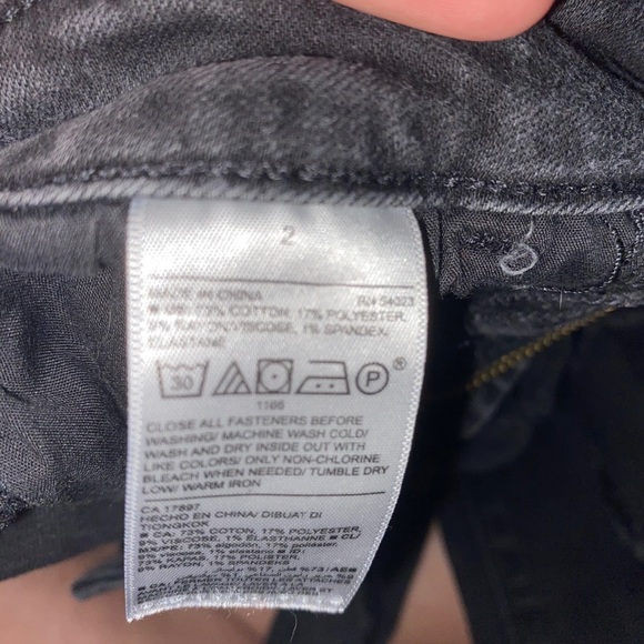 old navy jeans - Picture 4 of 4
